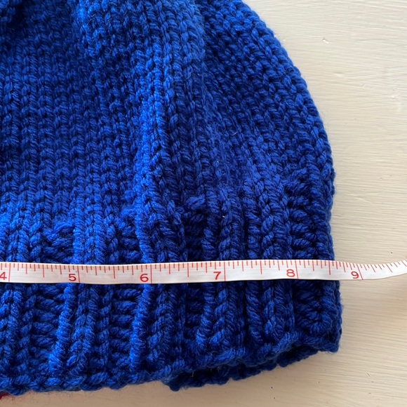 Bundle, hand knitted, baby/child beanies - Picture 3 of 3